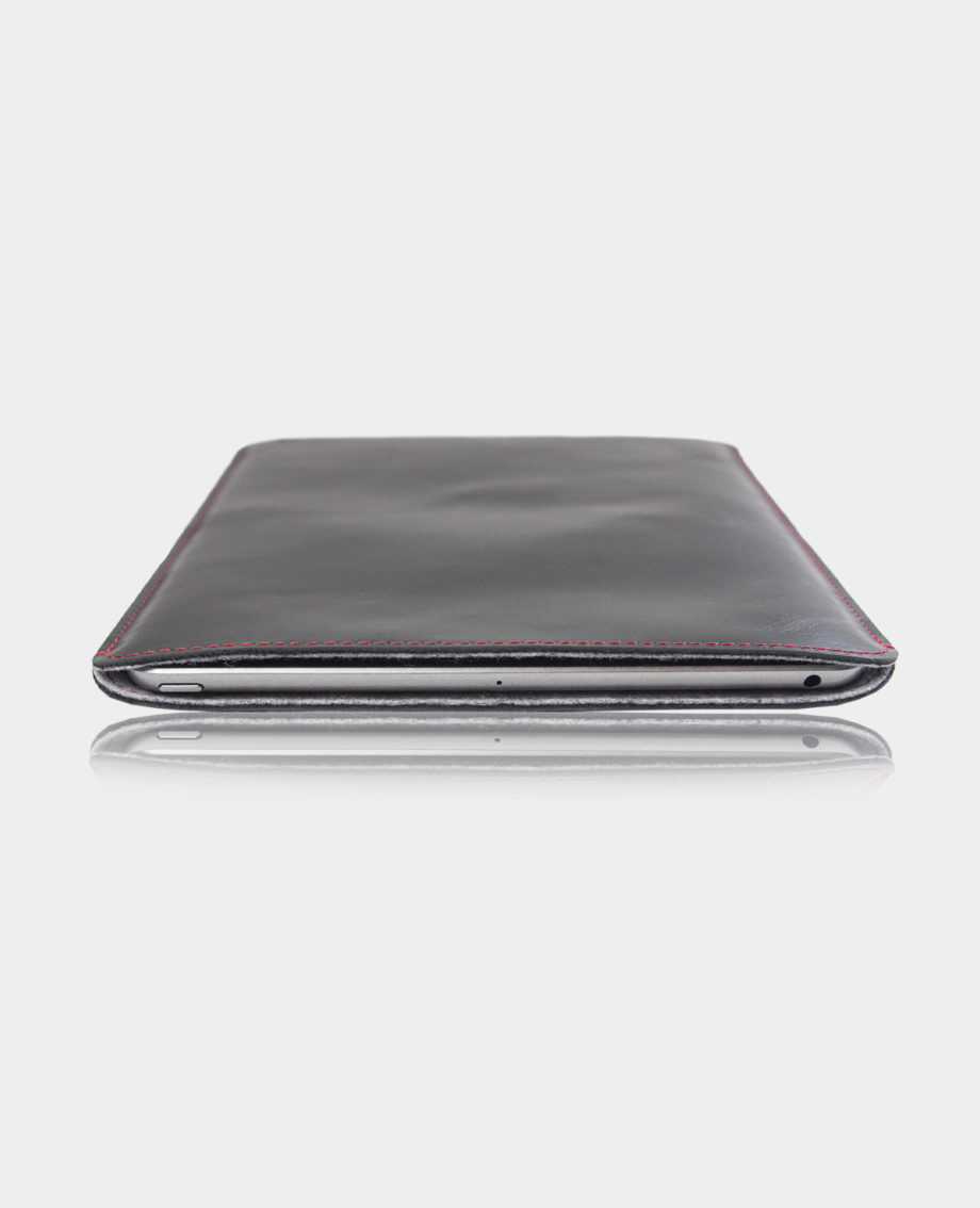 Casemade iPad 10.2 Leather Sleeve Black